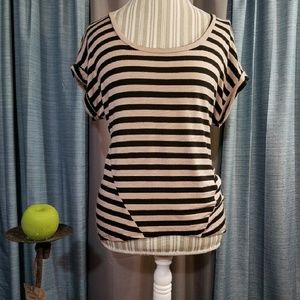 🌻🌺🌻CHARLOTTE RUSSE CUTE CUFF SLEEVE SHIRT!!